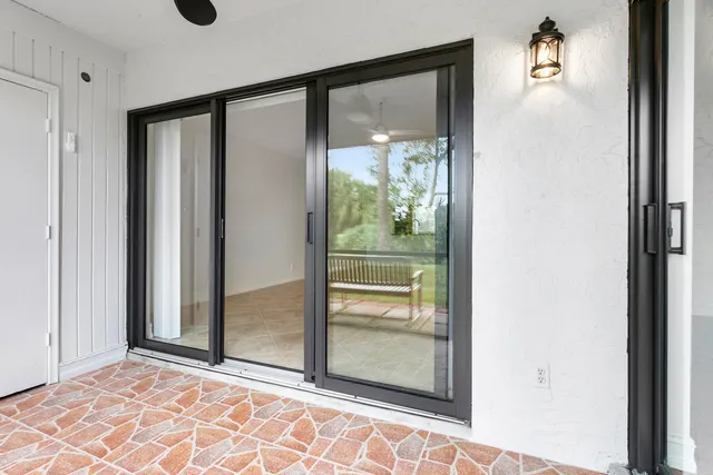 $2,500 | 4327 Palm Forest Drive North, Delray Beach, FL 33445