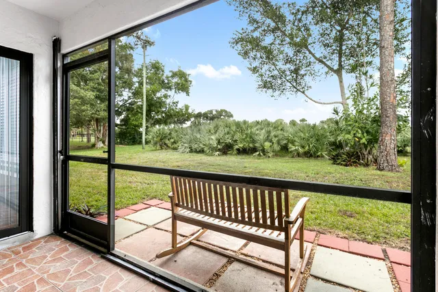 $2,500 | 4327 Palm Forest Drive North, Delray Beach, FL 33445