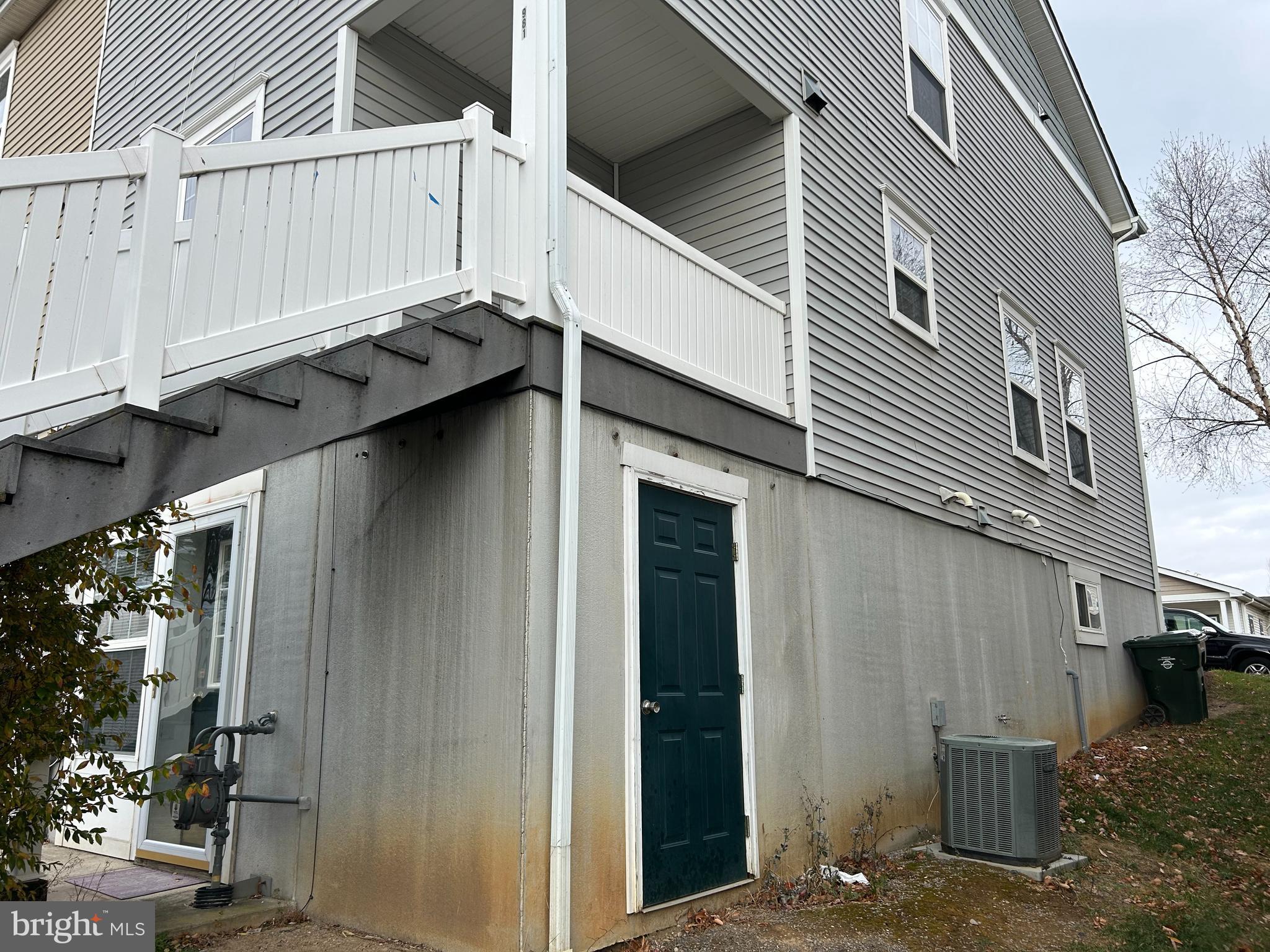 981 Main Avenue Hagerstown, MD 21740 - Photo 39 of 39 a view of a house with a garage