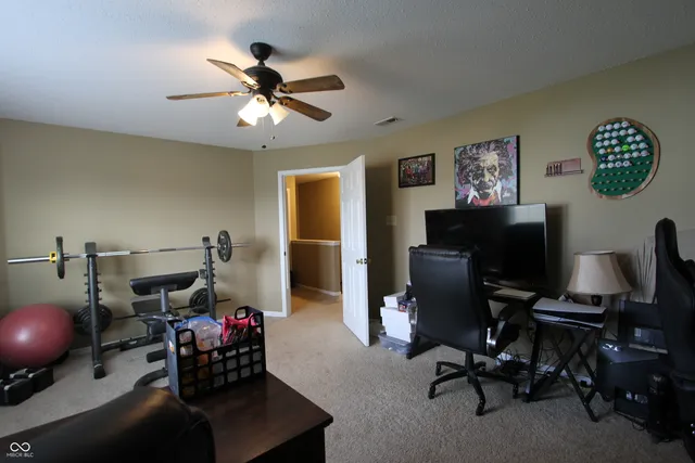 $278,500 | 1296 King Maple Drive, Greenfield, IN 46140