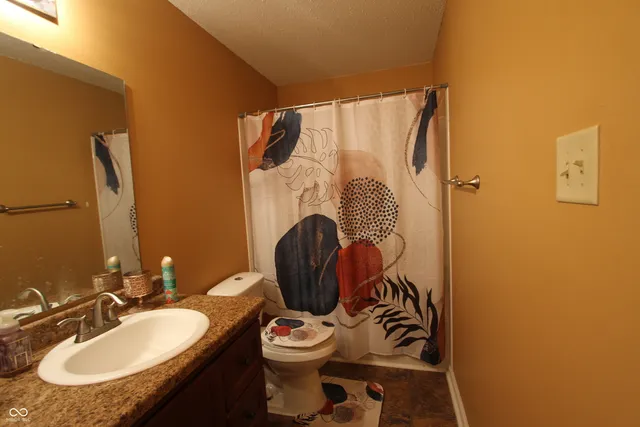 $278,500 | 1296 King Maple Drive, Greenfield, IN 46140