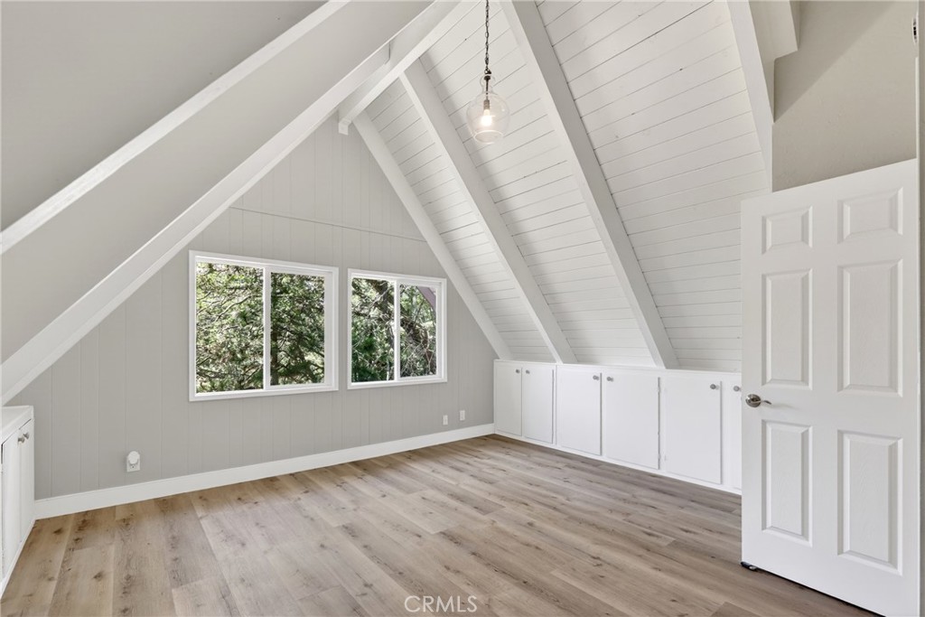1106 Grass Valley Road Lake Arrowhead, CA 92352 - Photo 10 of 46