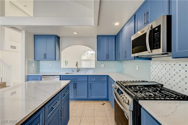 $2,895 | 2546 Claridge Avenue, Henderson, NV 89074