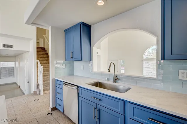 $2,895 | 2546 Claridge Avenue, Henderson, NV 89074