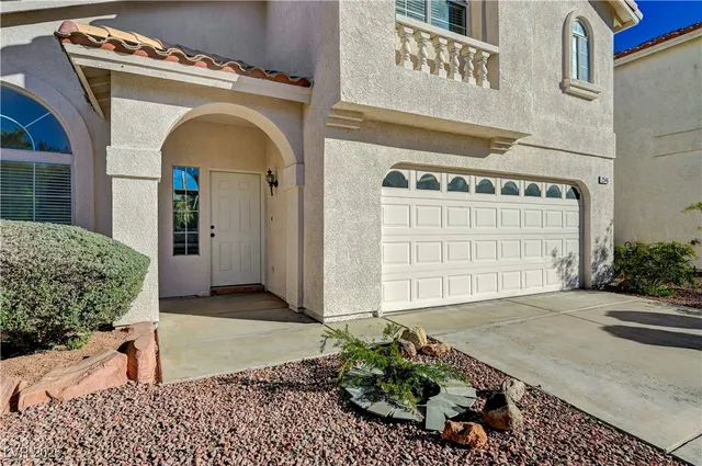 $2,895 | 2546 Claridge Avenue, Henderson, NV 89074