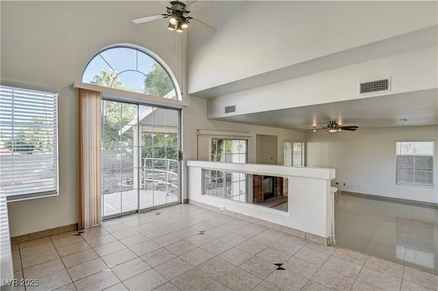 $2,895 | 2546 Claridge Avenue, Henderson, NV 89074