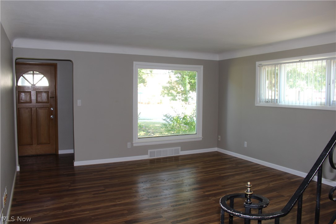 5796 Turney Road Garfield Heights, OH 44125 - Photo 7 of 26