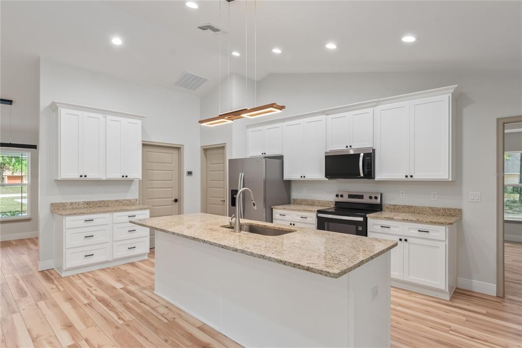 12440 Southwest 52nd Lane Road Ocala, FL 34481 - Photo 15 of 50