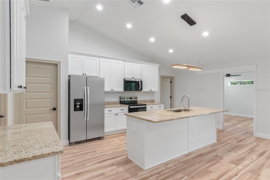 12440 Southwest 52nd Lane Road Ocala, FL 34481 - Photo 17 of 50