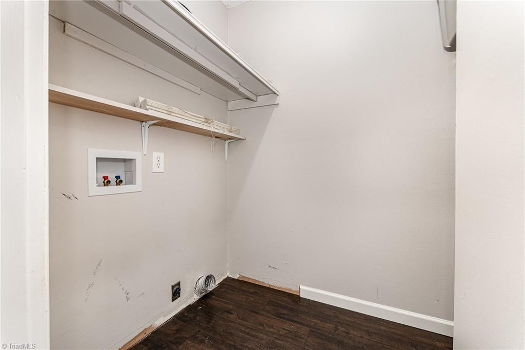 4721 Tower Road Greensboro, NC 27410 - Photo 27 of 40 Laundry on 2nd floor
