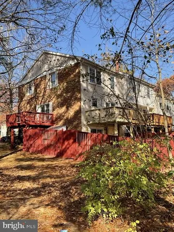 $399,900 | 6901 Woodstream Lane, Lanham, MD 20706