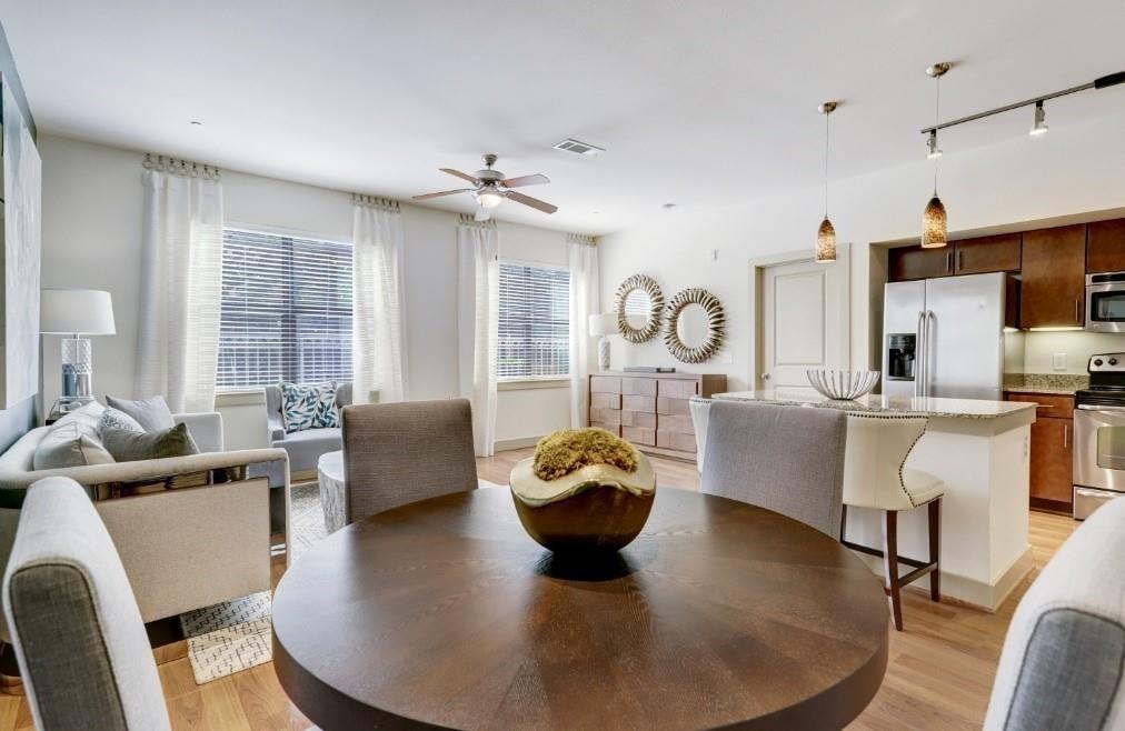 2221 West Dallas St Unit 282