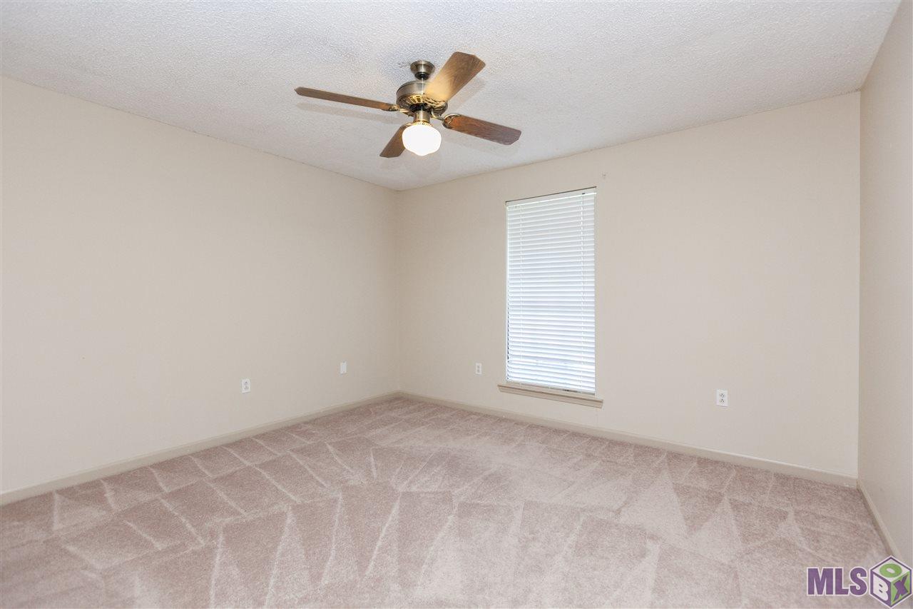 13634 Timberridge Avenue Baton Rouge, LA 70817 - Photo 13 of 17 Gallery Image 13