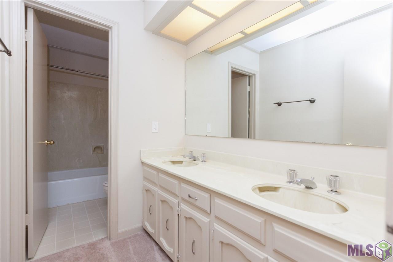 13634 Timberridge Avenue Baton Rouge, LA 70817 - Photo 15 of 17 Gallery Image 15