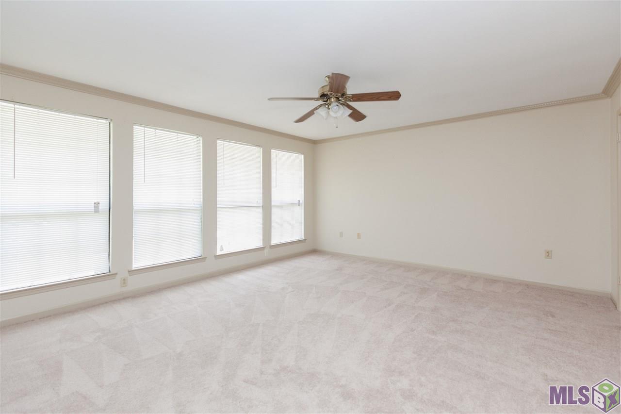 13634 Timberridge Avenue Baton Rouge, LA 70817 - Photo 4 of 17 Gallery Image 4