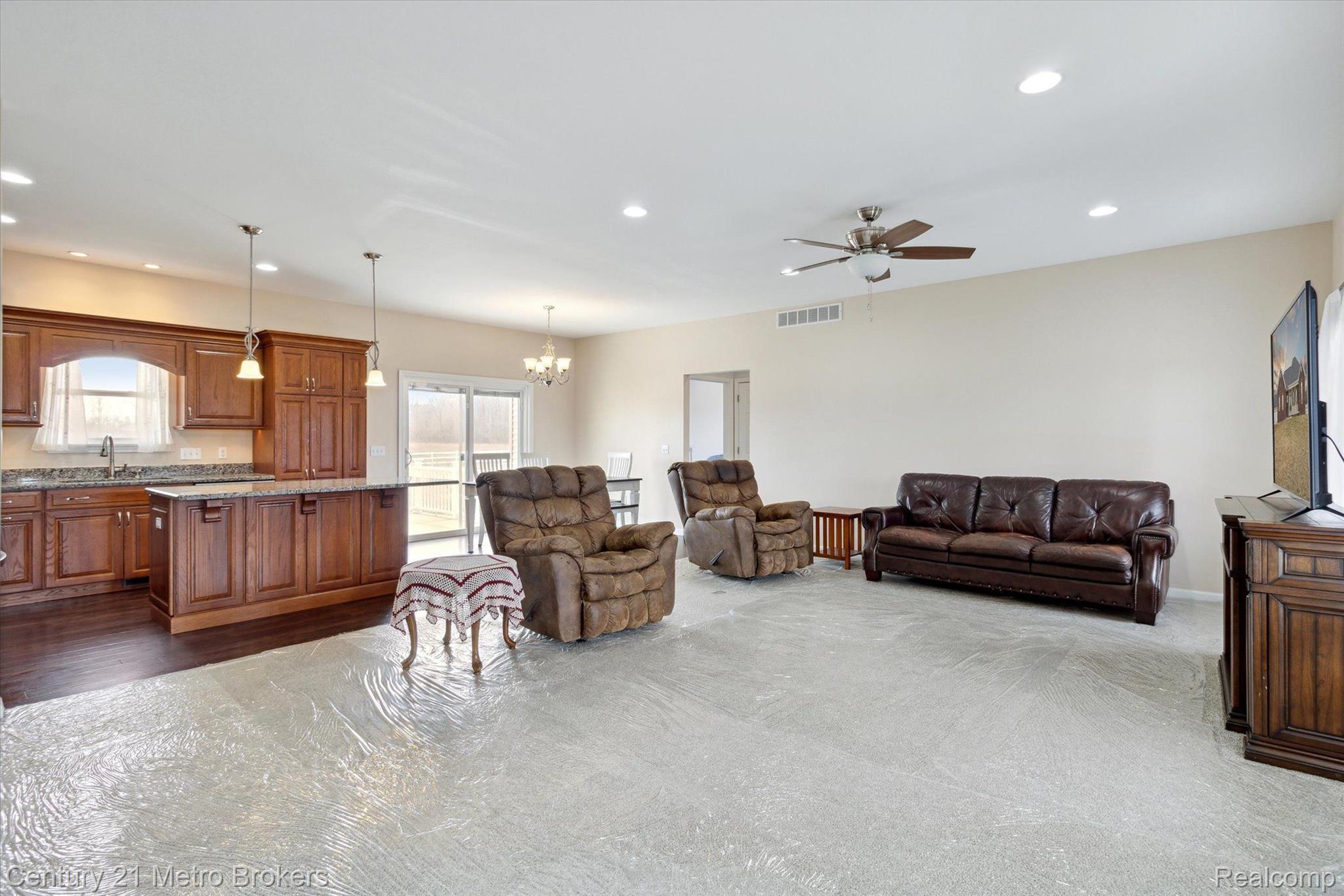 16145 Bird Road Linden, MI 48451 - Photo 9 of 57 Gallery Image 9