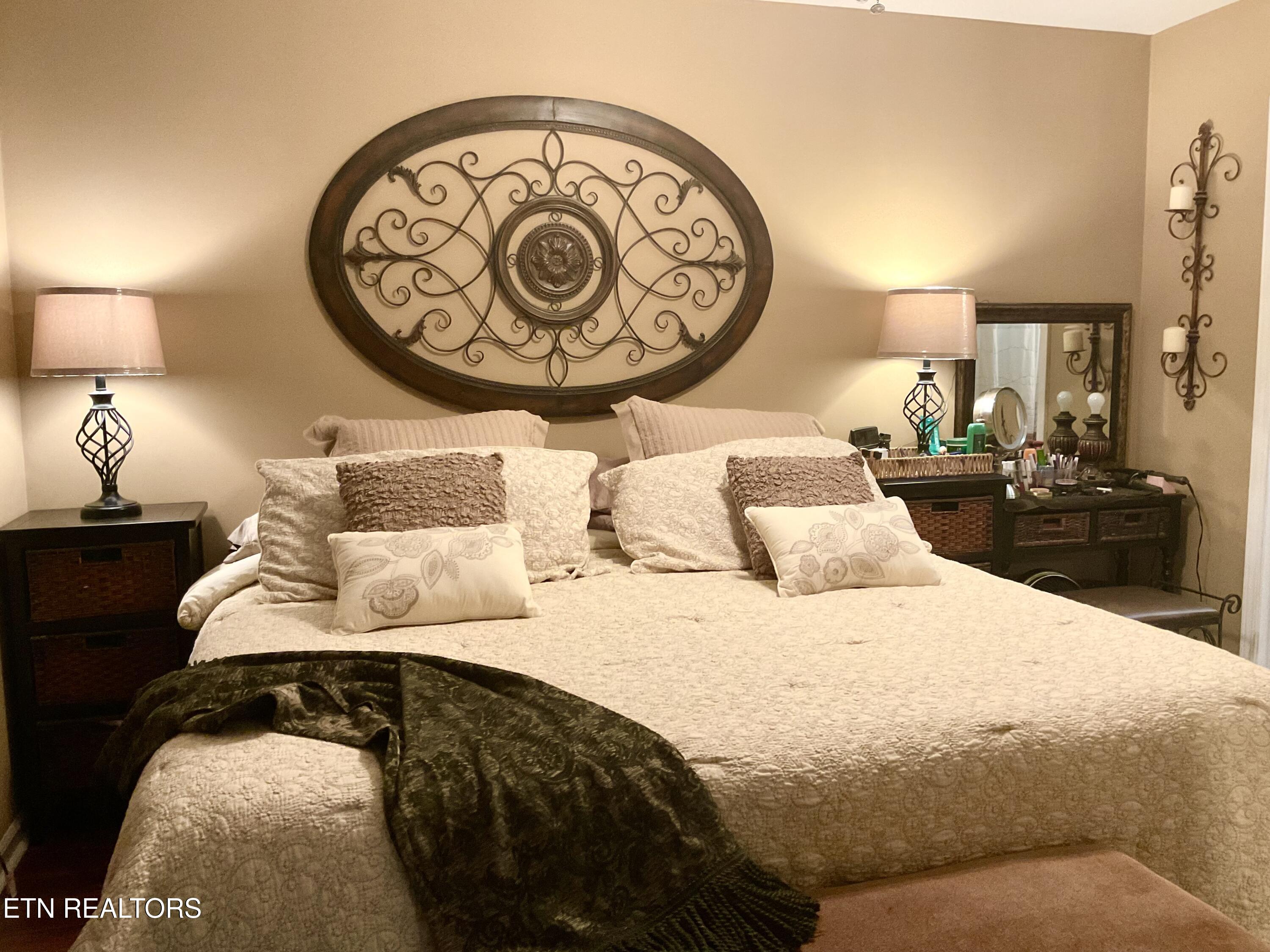 630-632 Bush Road Clinton, TN 37716 - Photo 30 of 47 Primary Bedroom