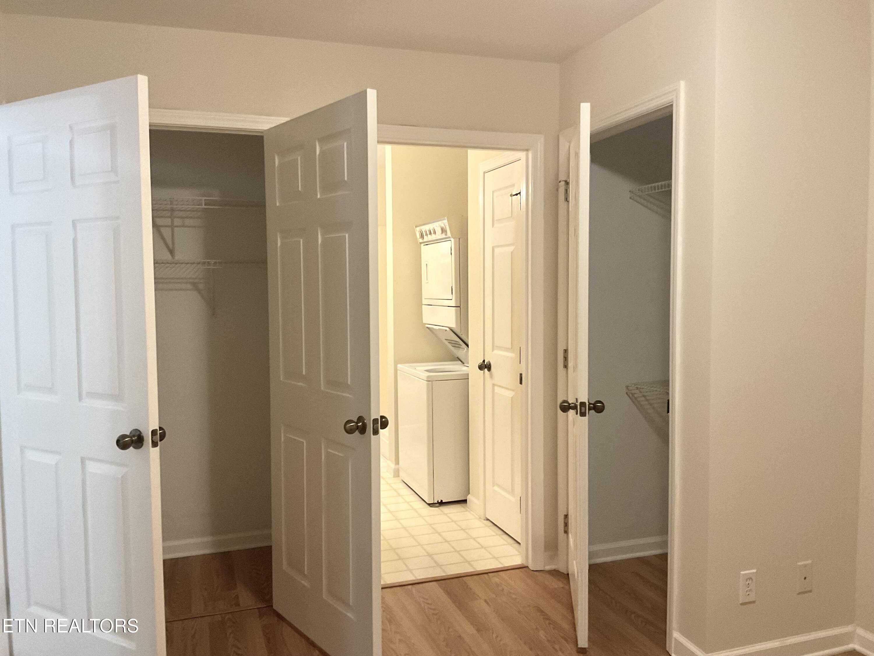 630-632 Bush Road Clinton, TN 37716 - Photo 39 of 47 Dual closets