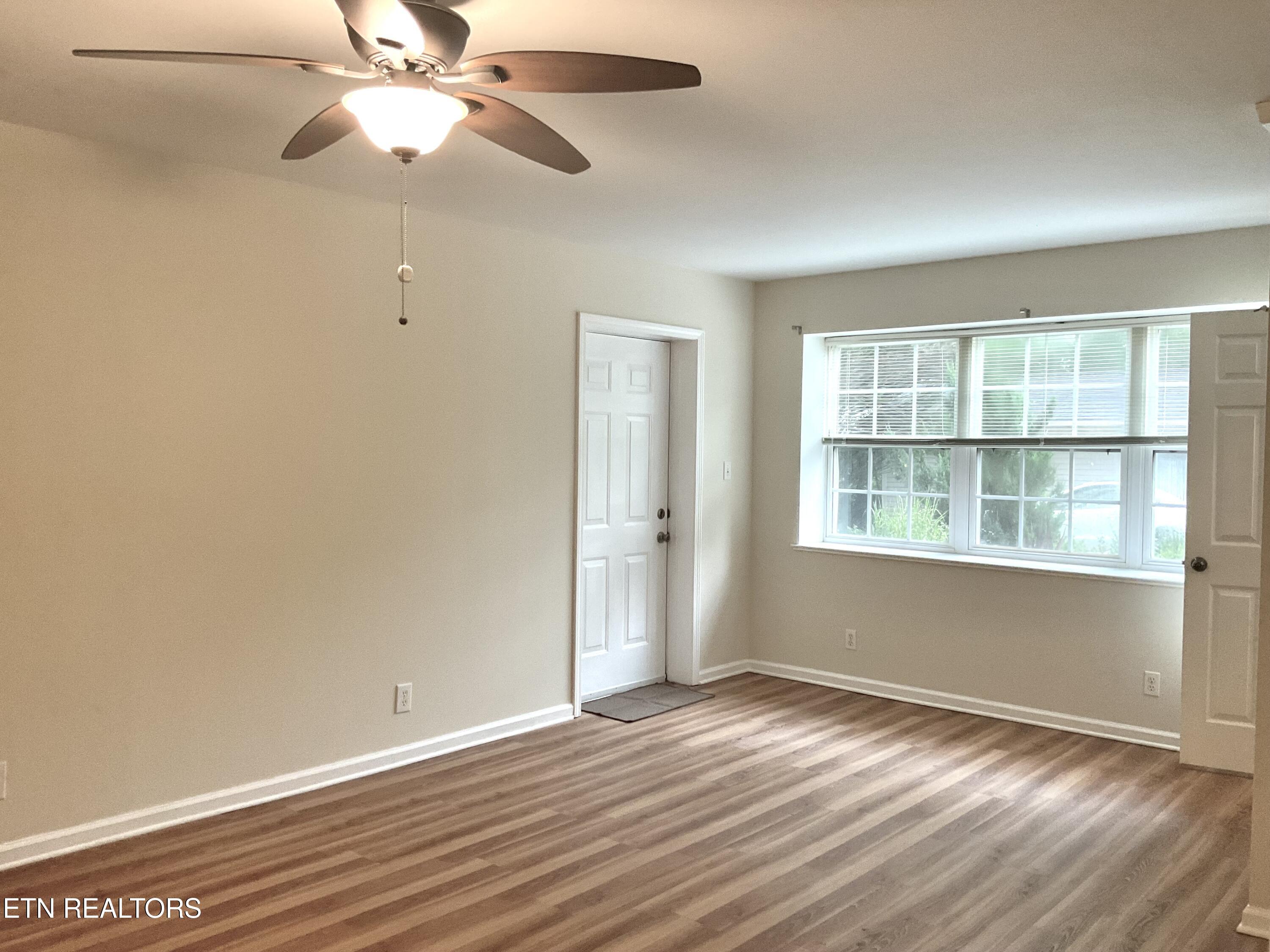 630-632 Bush Road Clinton, TN 37716 - Photo 40 of 47 Living space or Bedroom 2