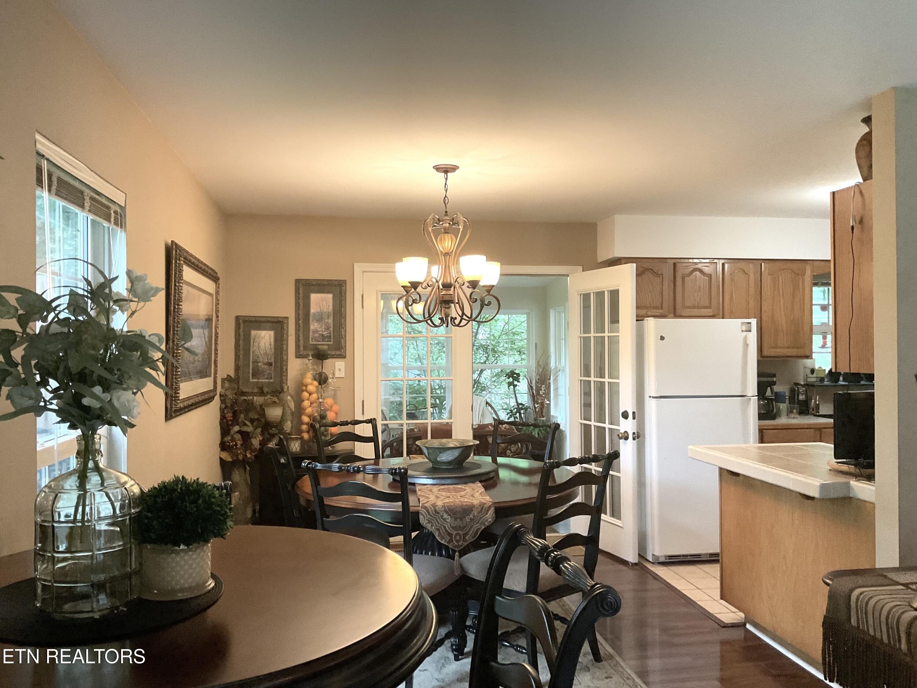 630-632 Bush Road Clinton, TN 37716 - Photo 9 of 47 Dining to Kitchen