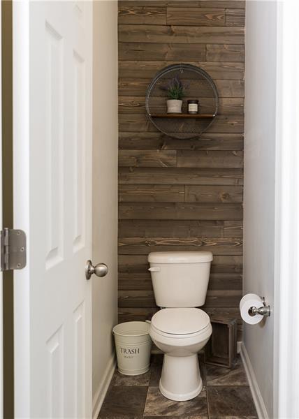 220 West Country Barn Road Houston, PA 15342 - Photo 13 of 24