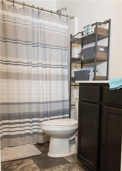 220 West Country Barn Road Houston, PA 15342 - Photo 20 of 24