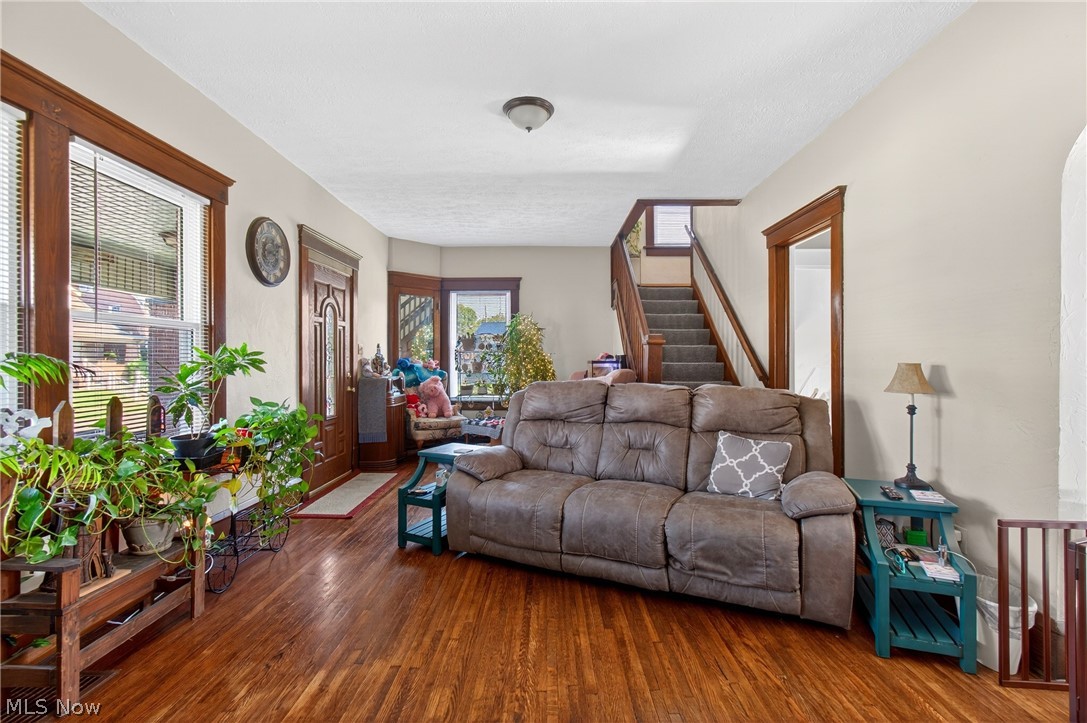 140 Smith Avenue Northwest Canton, OH 44708 - Photo 10 of 33