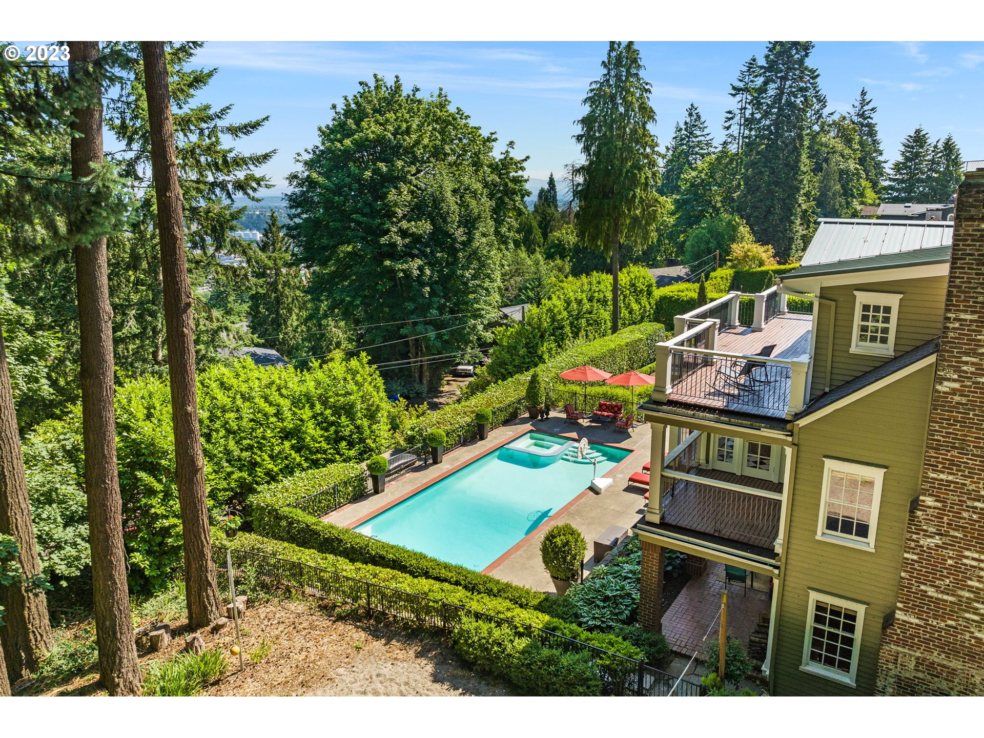 3161 Northwest Cumberland Road Portland, OR 97210 - Photo 42 of 48 Gallery Image 42