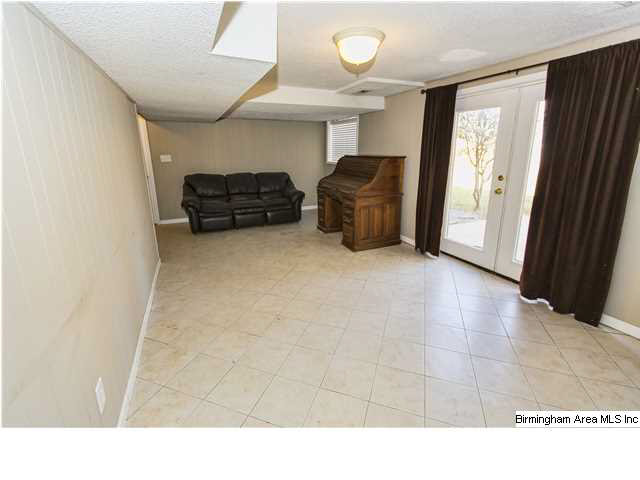 556 Overhill Road Pelham, AL 35124 - Photo 26 of 31