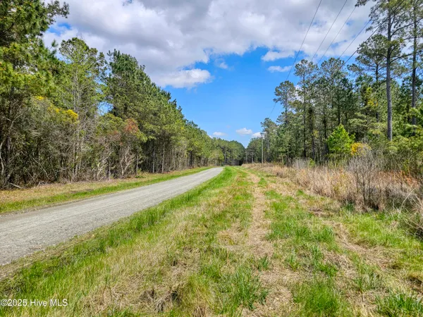 $25,000 | 22 Sandy Point Road, Scranton, NC 27875