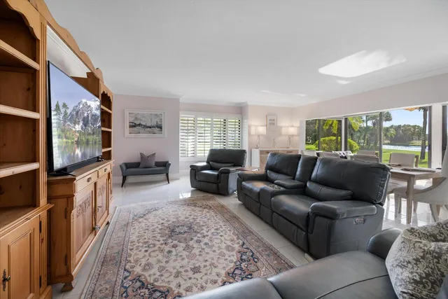 $799,000 | 13400 Polo Road West, Unit 102, Wellington, FL 33414