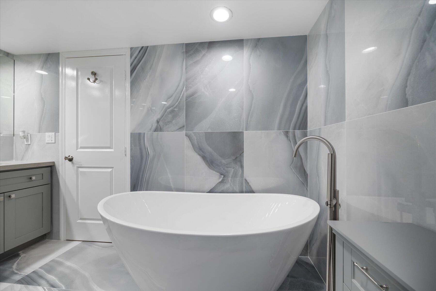 13400 Polo Road West, Unit 102 Wellington, FL 33414 - Photo 20 of 26 28-DSC_3253