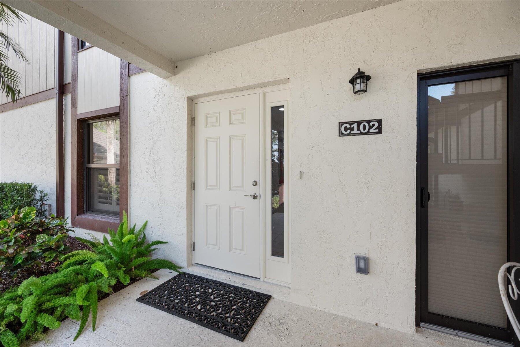 13400 Polo Road West, Unit 102 Wellington, FL 33414 - Photo 2 of 26 04-DSC_3478