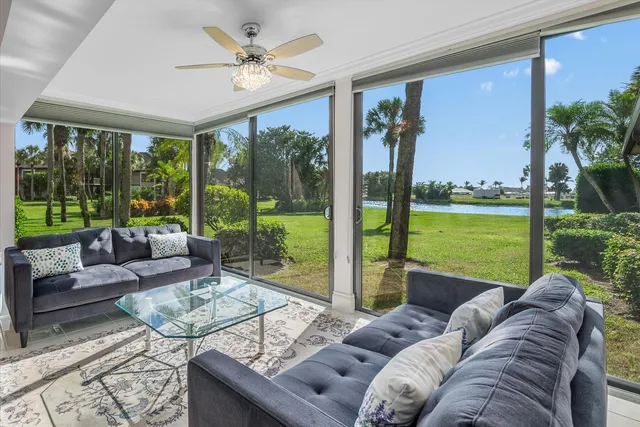 $799,000 | 13400 Polo Road West, Unit 102, Wellington, FL 33414