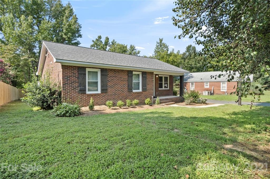 2202 Brantley Road Kannapolis, NC 28083 - Photo 3 of 34 Gallery Image 3