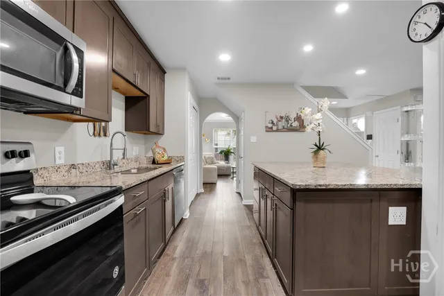 $3,000 | 136 Meadowside Lane, Savannah, GA 31405