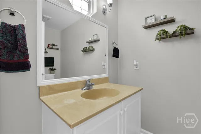 $3,000 | 136 Meadowside Lane, Savannah, GA 31405