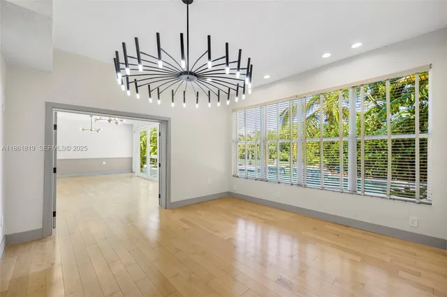 $19,950 | 3180 North Bay Road, Miami Beach, FL 33140