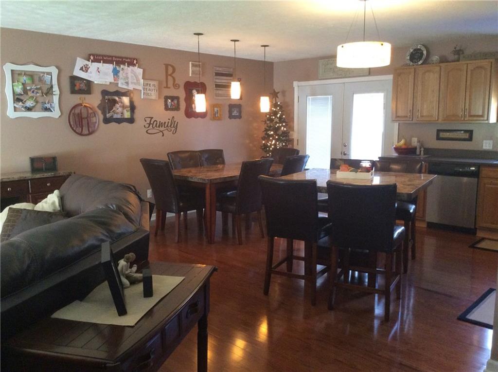 132 West McQuistion Road Butler, PA 16001 - Photo 5 of 20 ADJOINING FAMILY ROOM AND EAT IN KITCHEN!