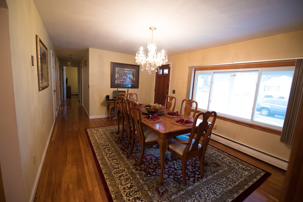 362 Stapleton Road Springfield, MA 01109 - Photo 9 of 24 a view of a dining room with furniture and window