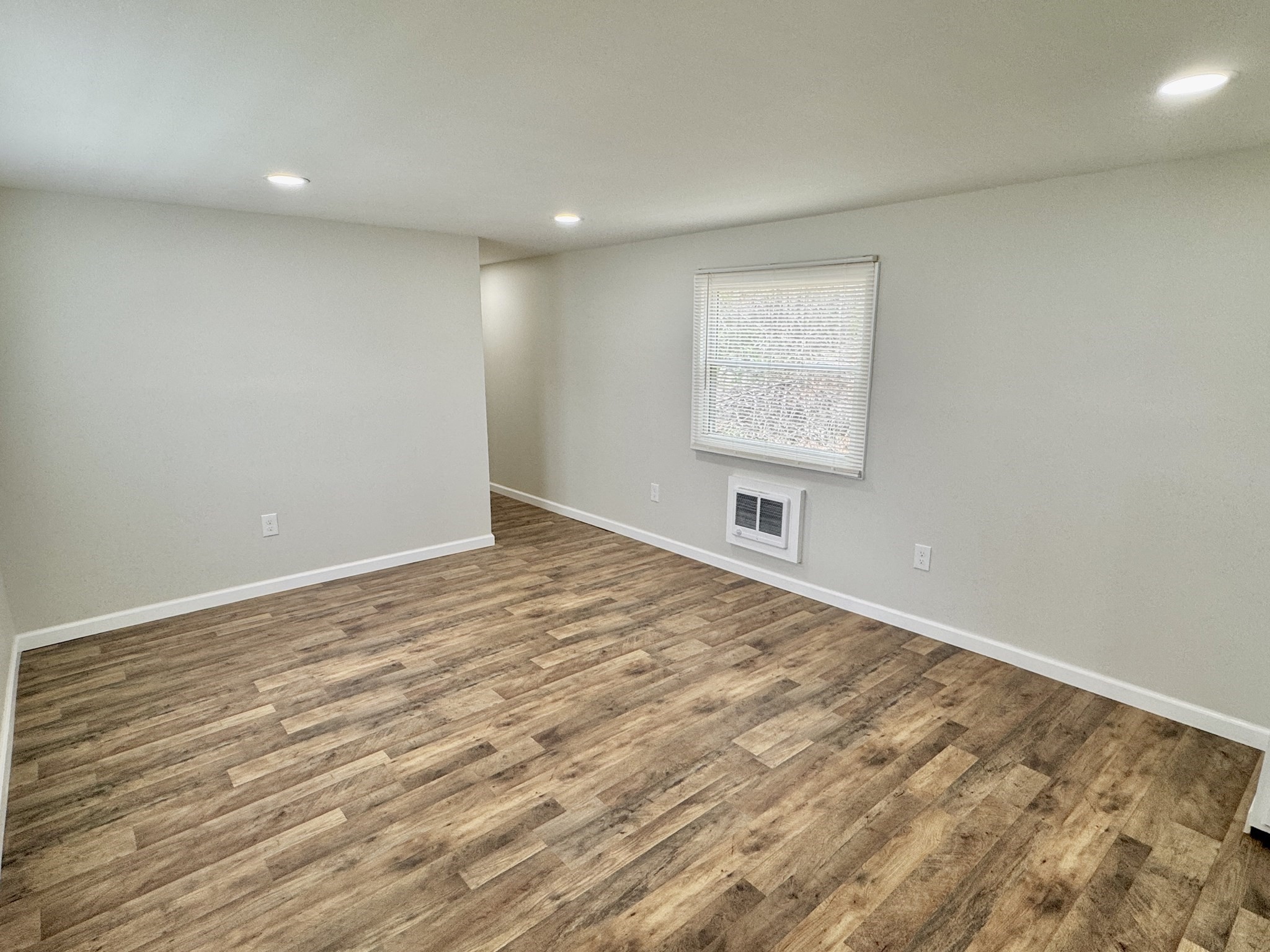 868 Southampton Road, Unit 76 Westfield, MA 01085 - Photo 3 of 19 Gallery Image 3