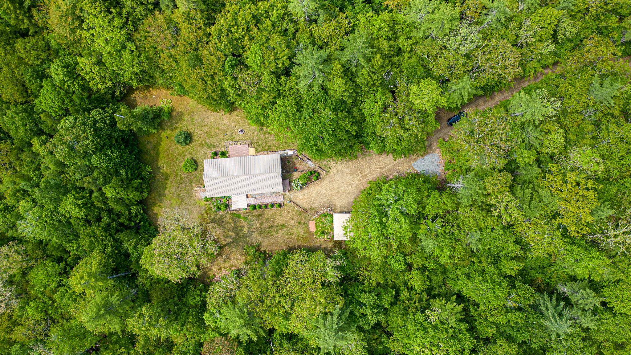 392 Salisbury Road Franklin, NH 03235 - Photo 3 of 37