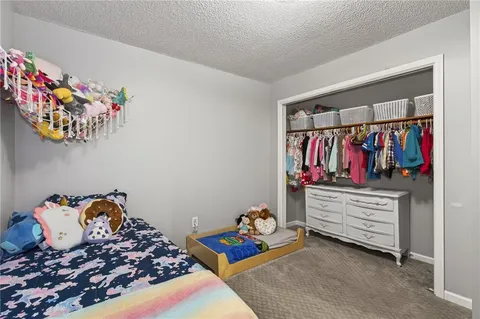 $195,000 | 1325 North Harvey Drive, Olathe, KS 66061