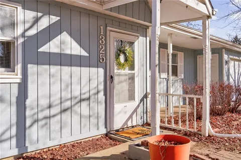 $195,000 | 1325 North Harvey Drive, Olathe, KS 66061