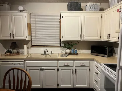 $195,000 | 1325 North Harvey Drive, Olathe, KS 66061