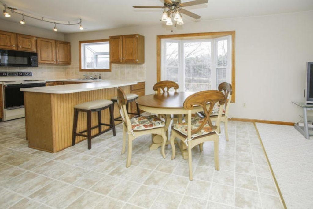 9110 Cotters Ridge Road Richland, MI 49083 - Photo 4 of 23 4