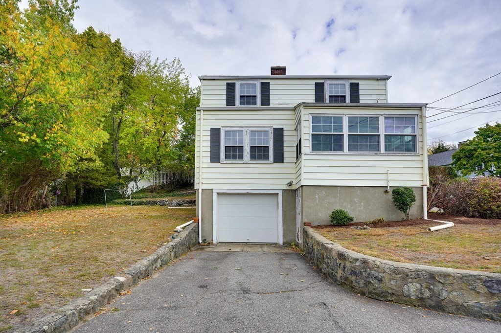 95 Richfield Road Arlington, MA 02474 - Photo 2 of 20 Gallery Image 2