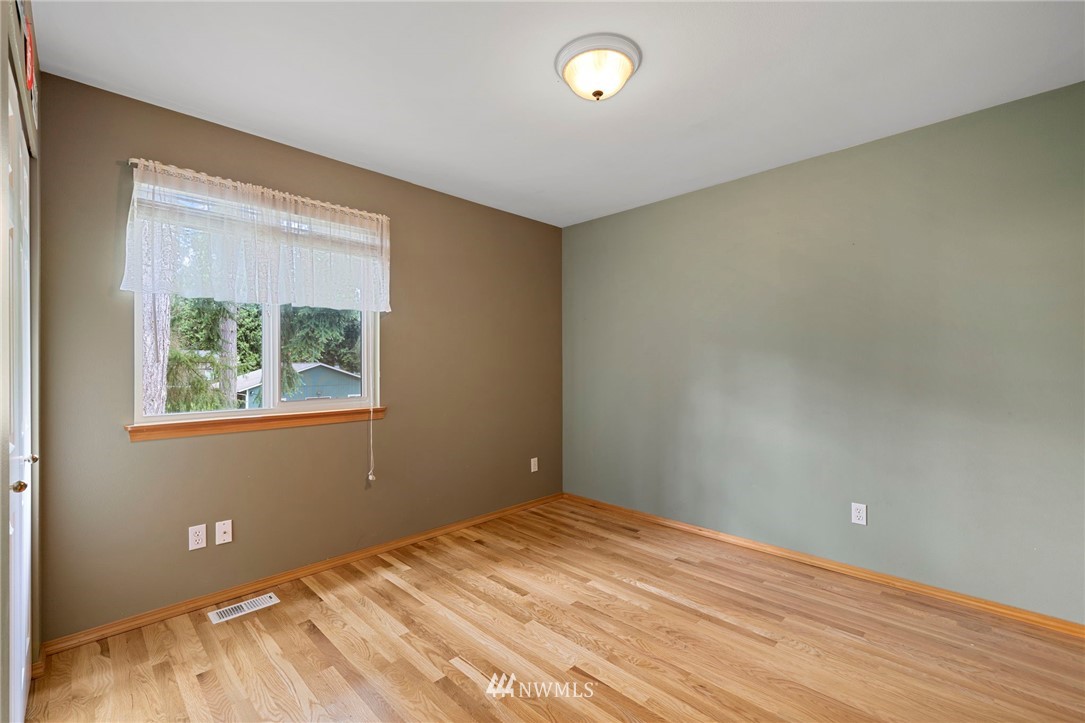 2321 241st Place Southwest Bothell, WA 98021 - Photo 29 of 35
