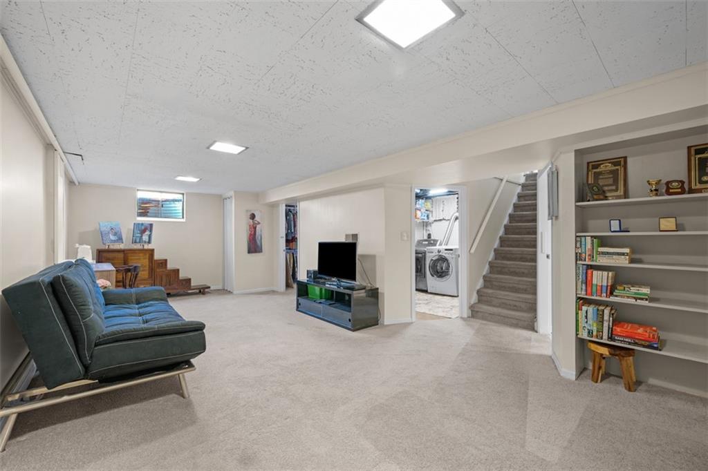 951 Rosalind Road Pittsburgh, PA 15237 - Photo 24 of 36 Gallery Image 24