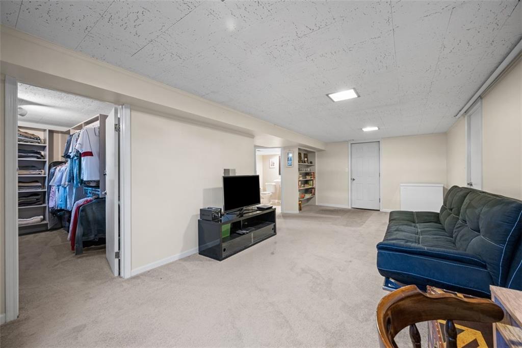 951 Rosalind Road Pittsburgh, PA 15237 - Photo 26 of 36 Gallery Image 26